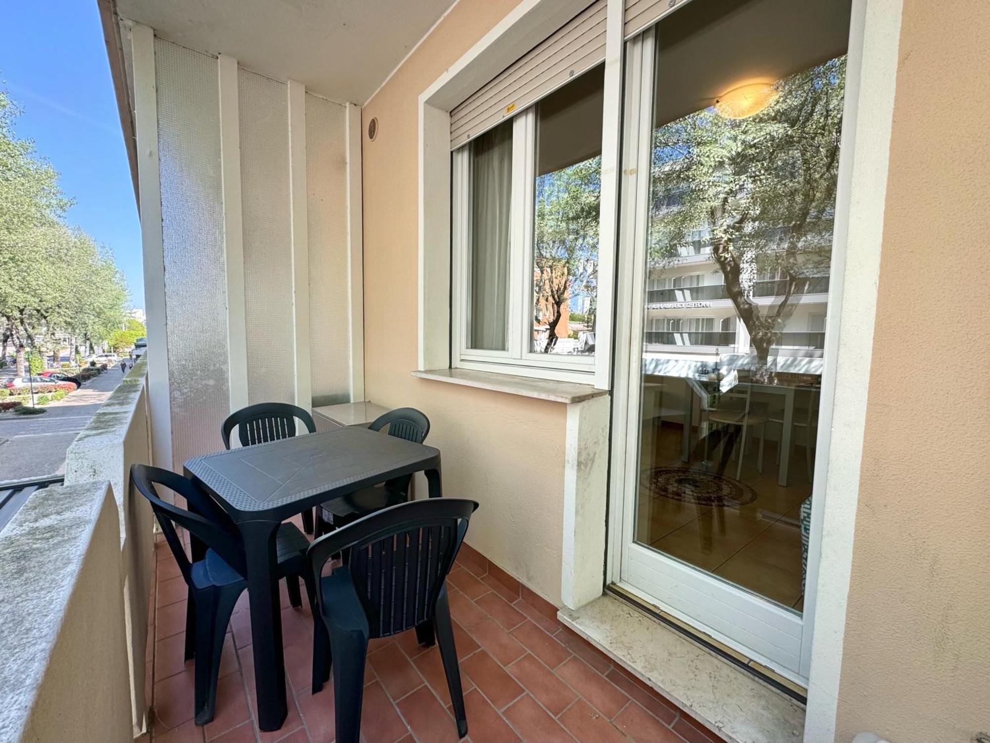Condominio Bussola Бибионе Экстерьер фото