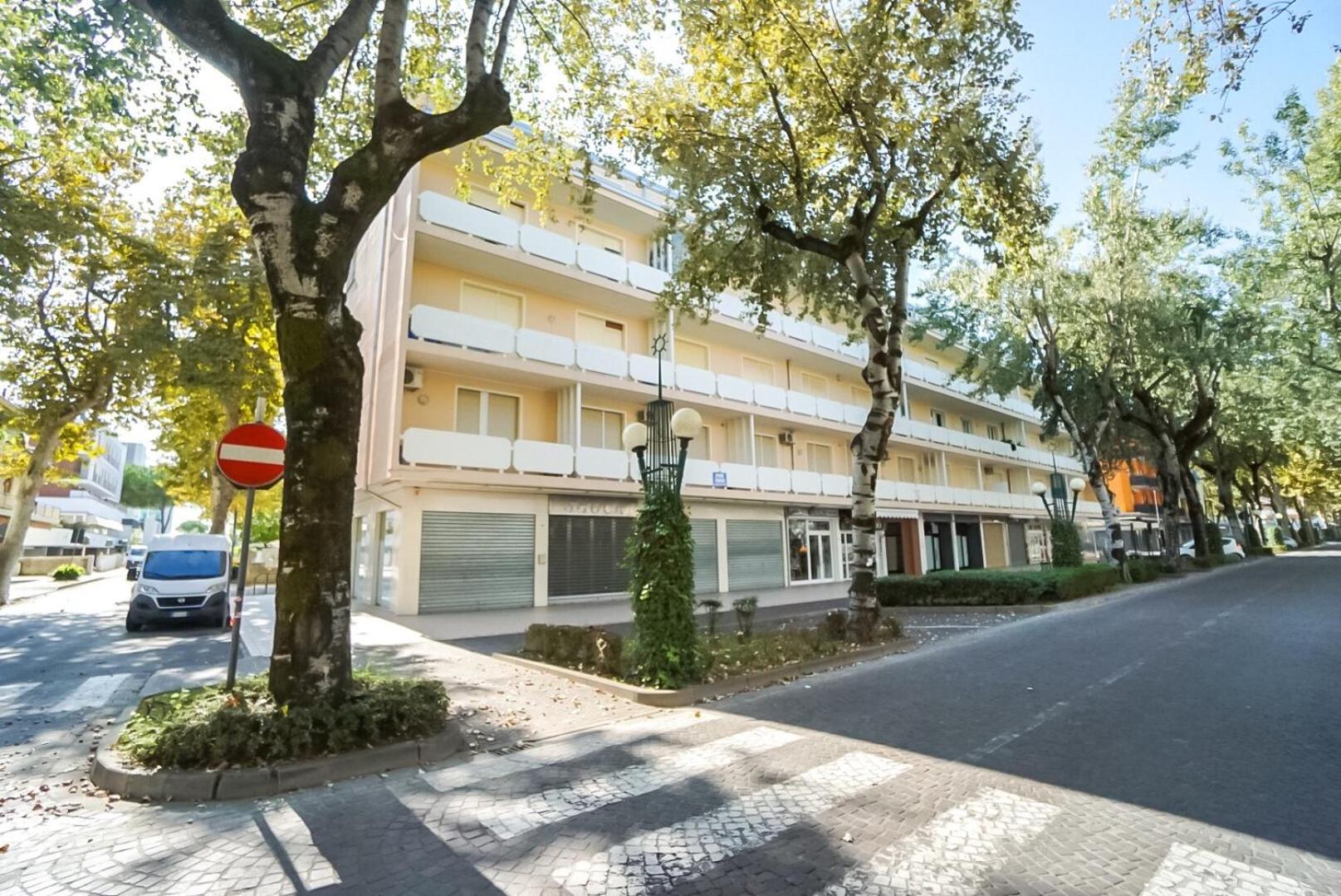 Condominio Bussola Бибионе Экстерьер фото