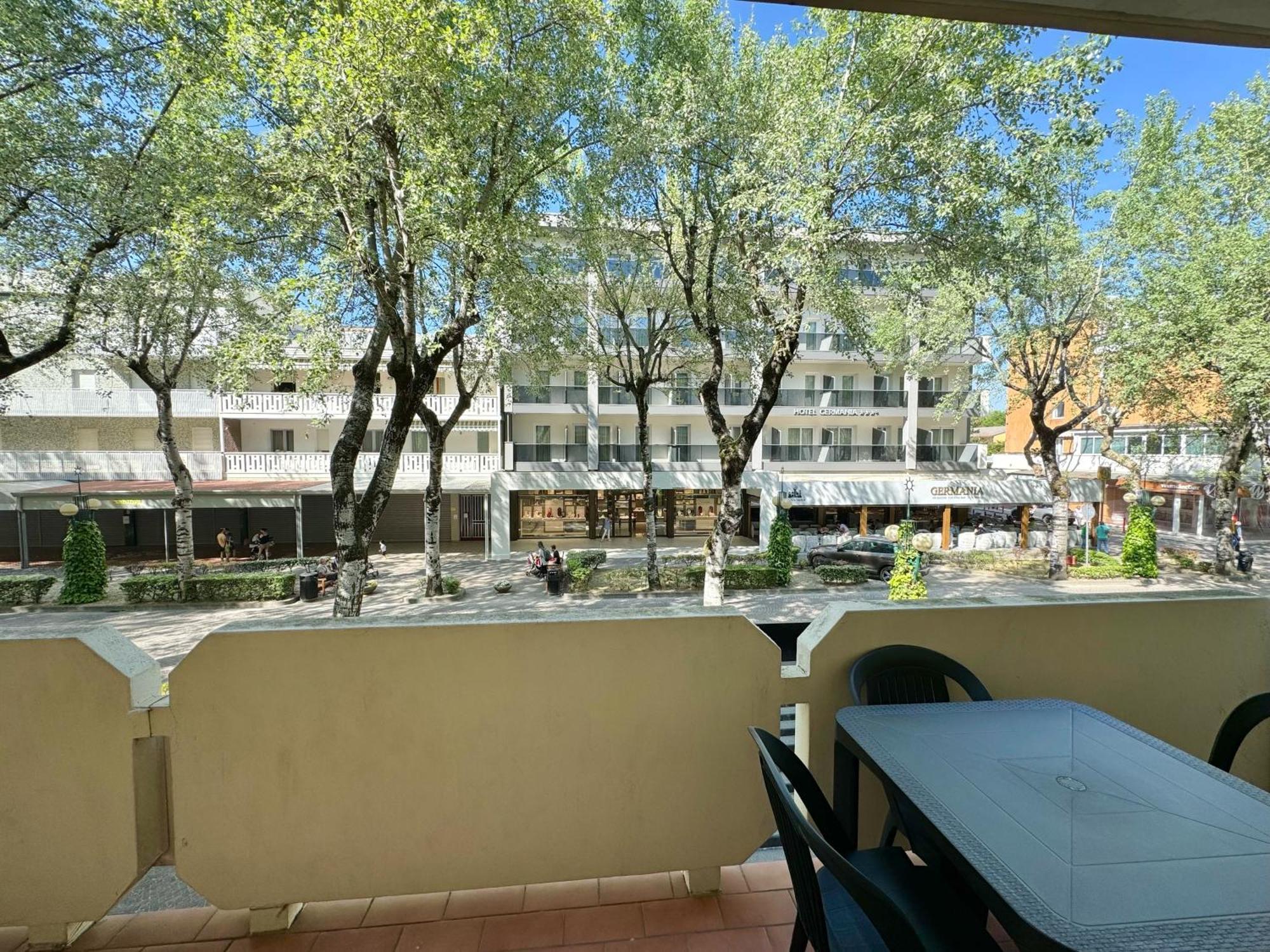Condominio Bussola Бибионе Экстерьер фото