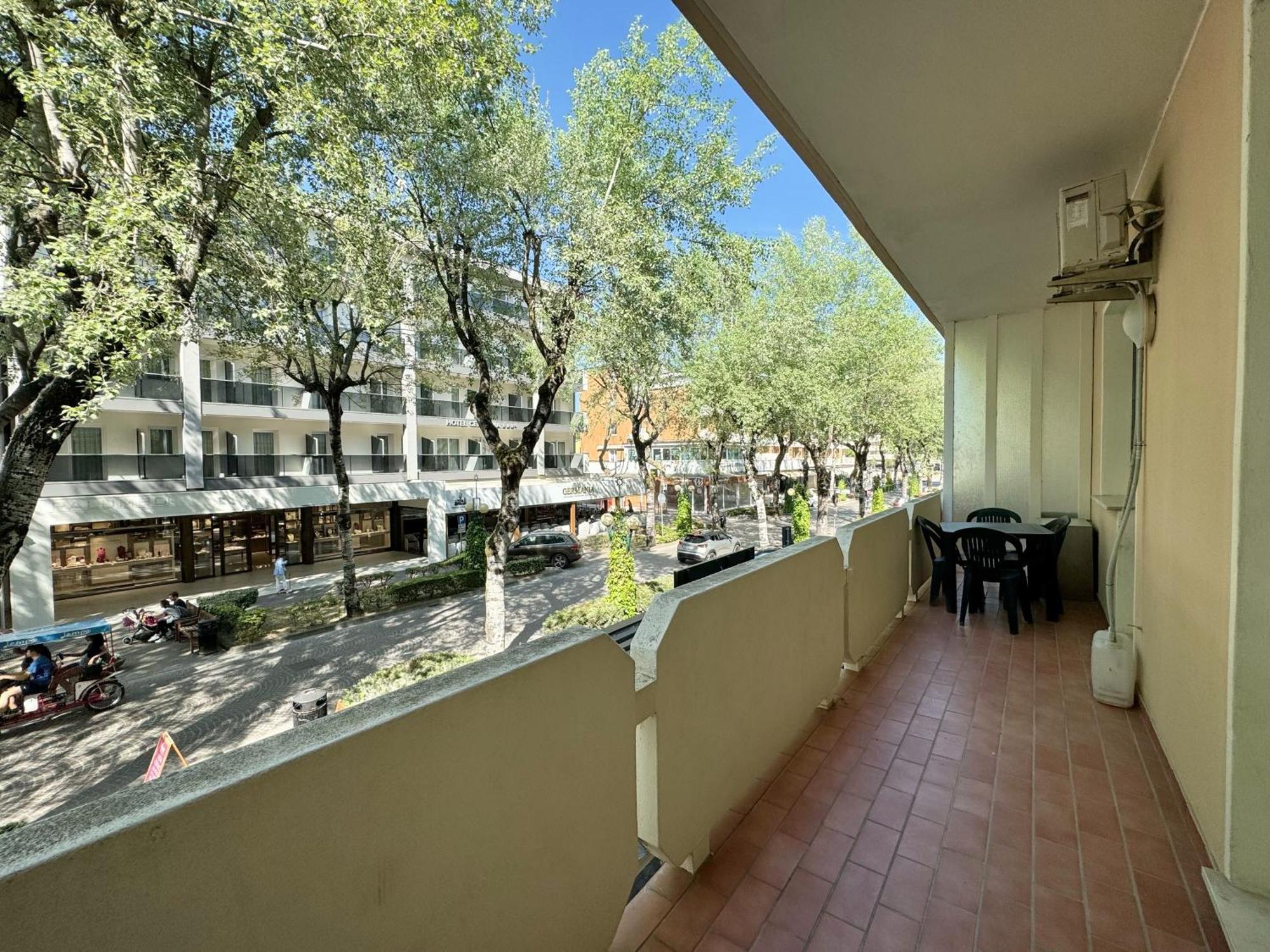 Condominio Bussola Бибионе Экстерьер фото